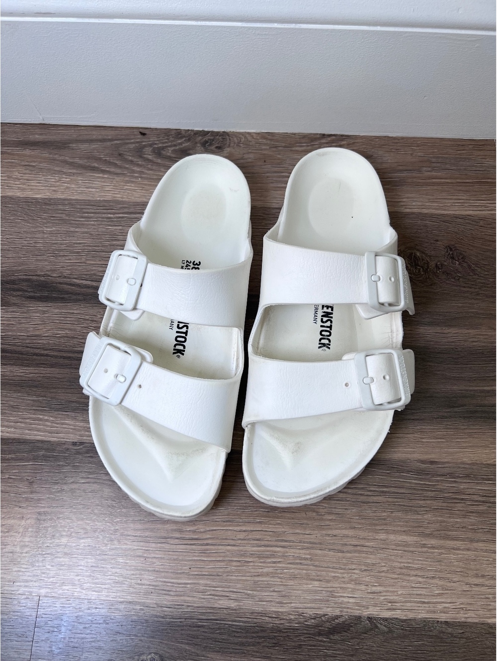 Birkenstock White EVA Arizona Slip-On Sandals Size 7.5 (38)